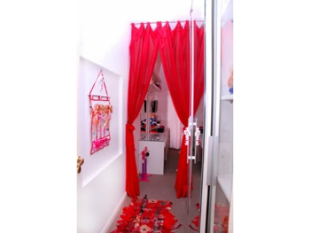 Cortina instalada em ambiente interno